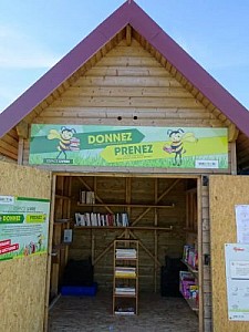 zdg.jpg: 300x400, 26k (14 octobre 2025 à 10h37)